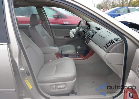 2006 Toyota Camry Xle from USA, damaged, VIN 4T1BE30K26U646313